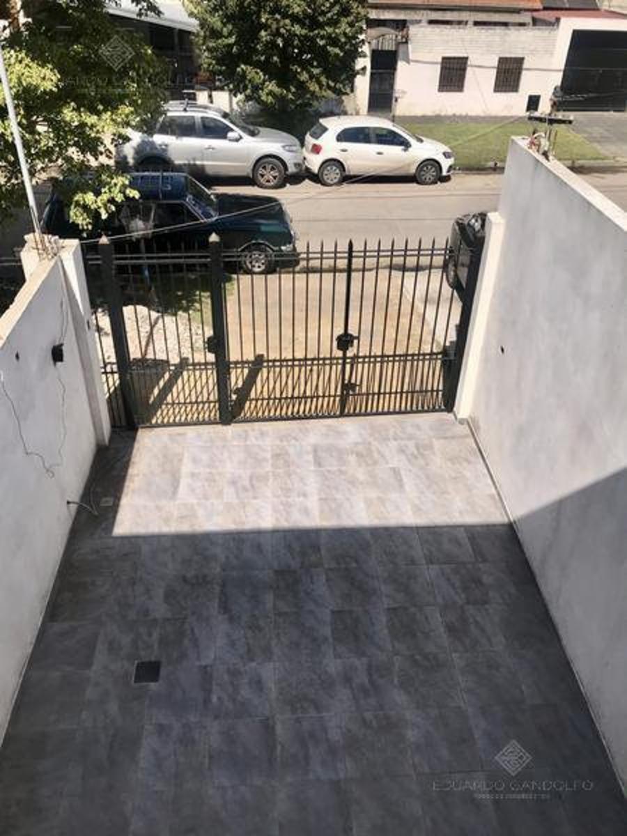 RIOBAMBA 2358 · Lomas De Zamora — foto 17