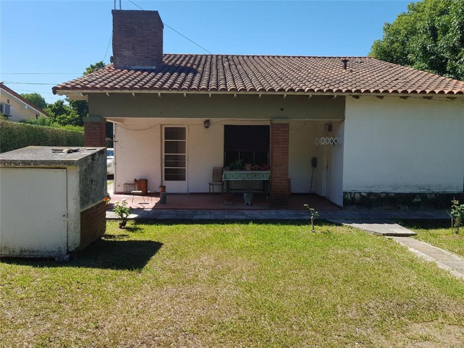 Intendente José Dastugue 2300. · Moreno — foto 10