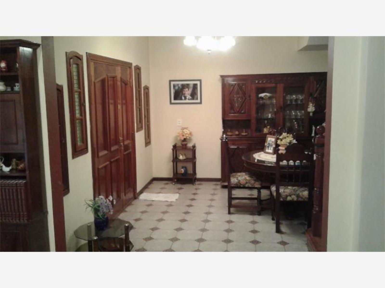 TOSCANO 300 · Morón — foto 3