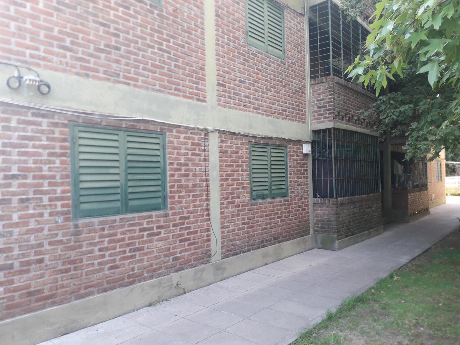 Avda. H. Irigoyen 20000 · Almirante Brown — foto 12