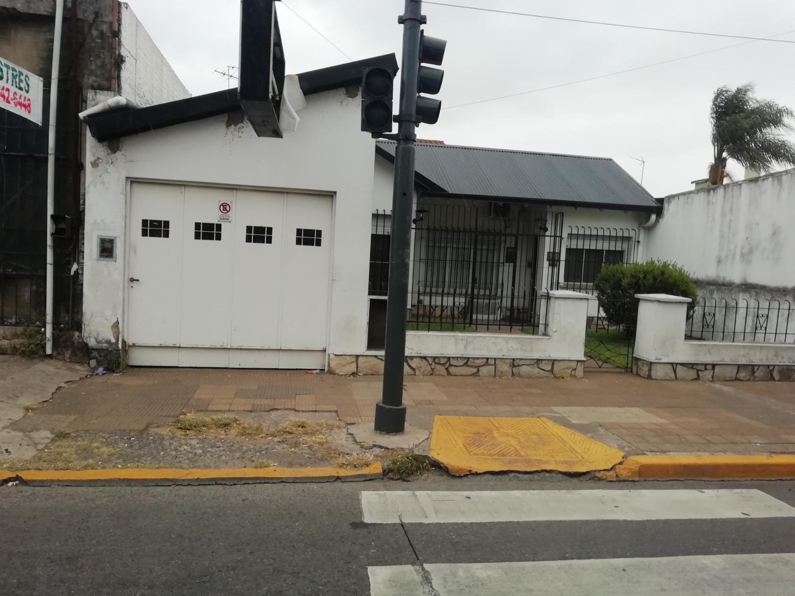 Avenida Roca al 2100 · Hurlingham — foto 3