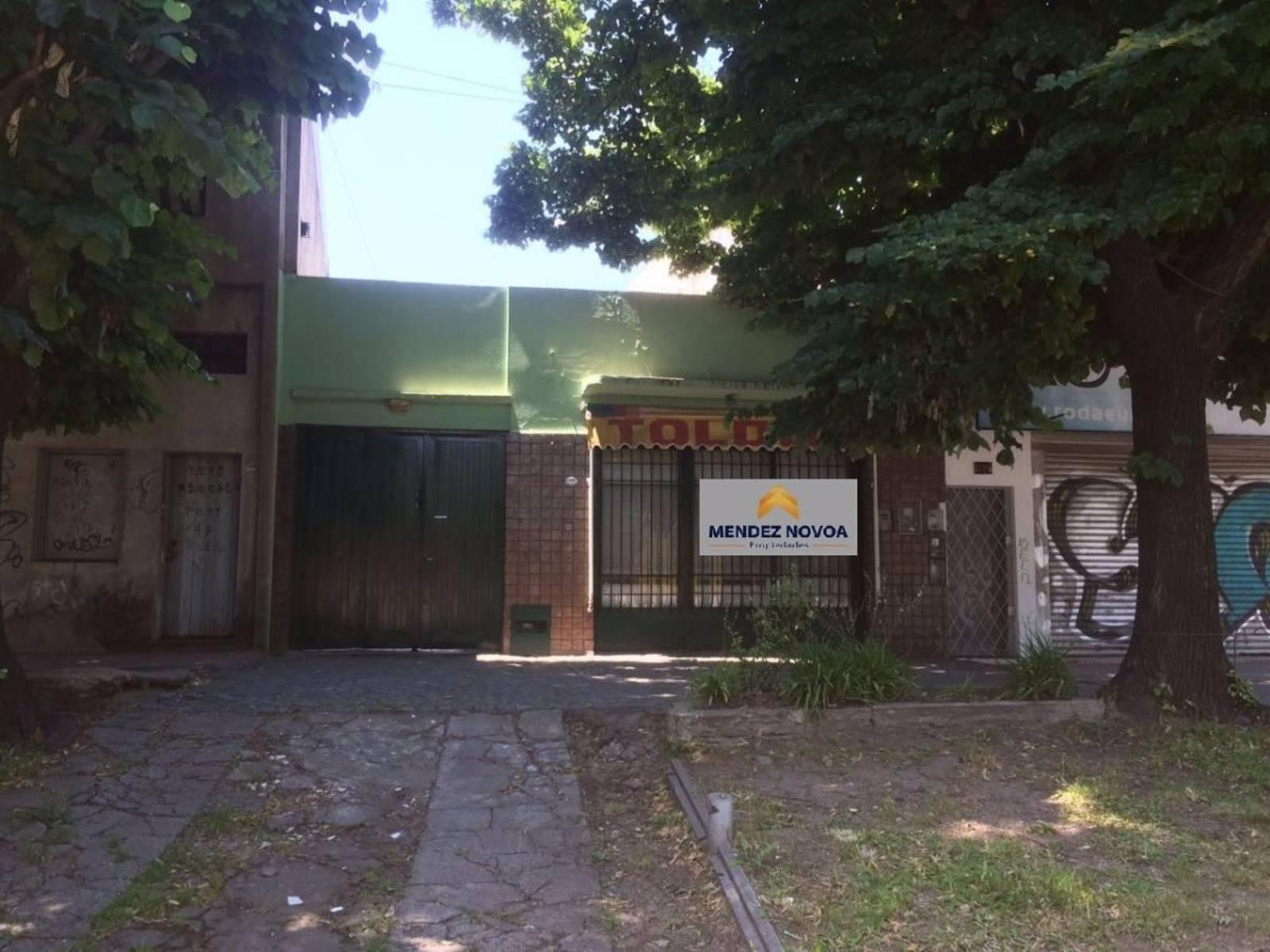 Av. Hipolito Yrigoyen 13986 · Almirante Brown — foto 12