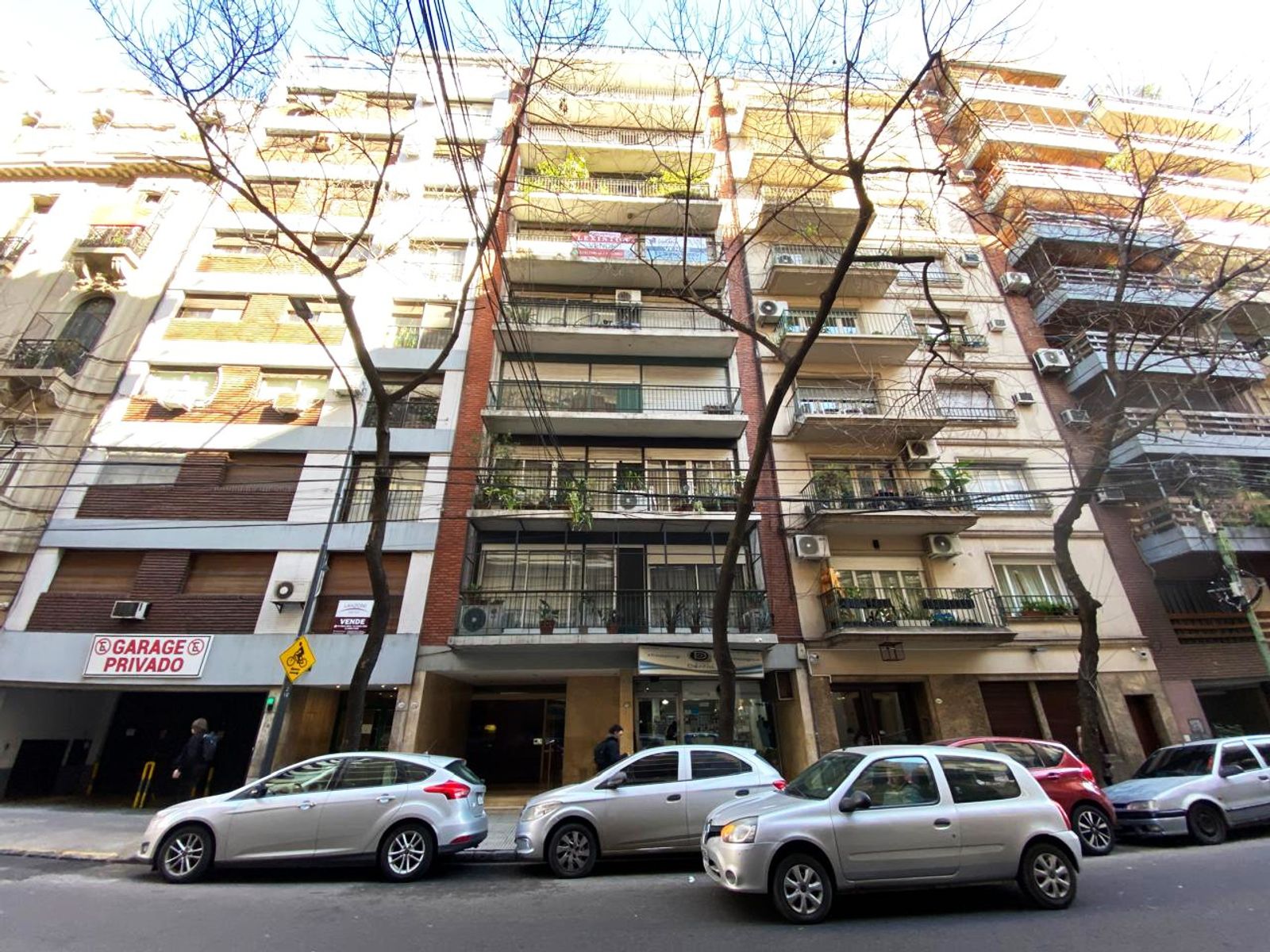Junín y Santa Fé - Al Frente - 127 m² - 3 Dorm. - Muy Luminoso