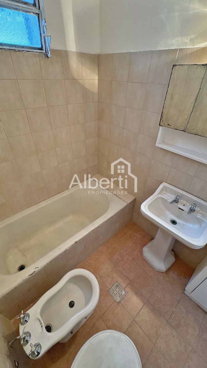 Carlos Tejedor 1300 · Morón — foto 13