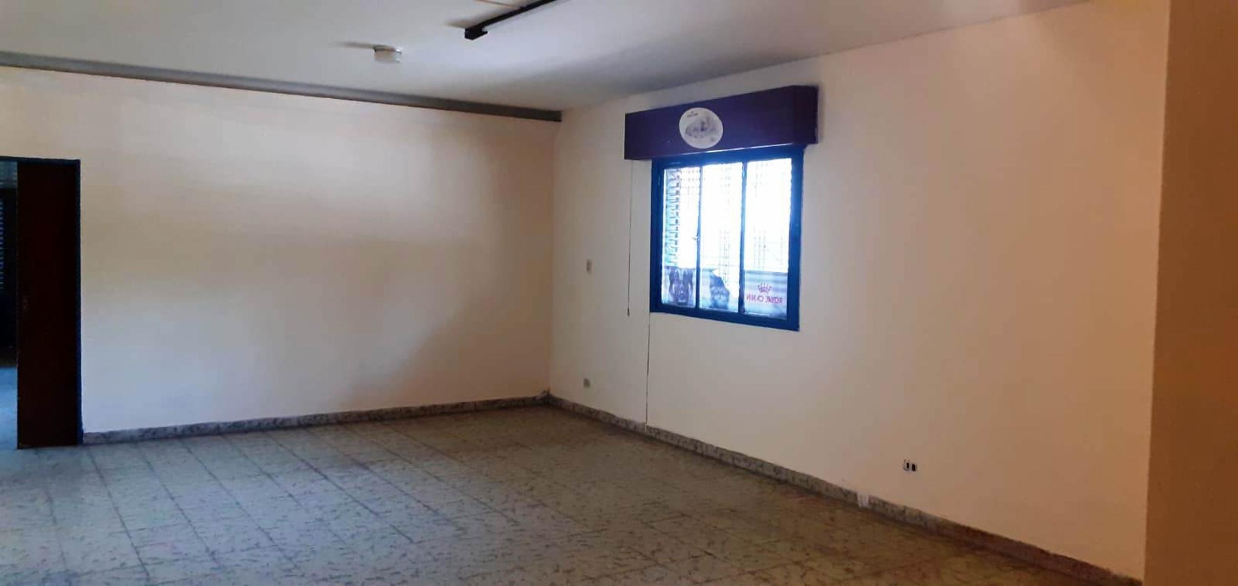 USO COMERCIAL-AV MATE DE LUNA 2.348 · Capital — foto 7