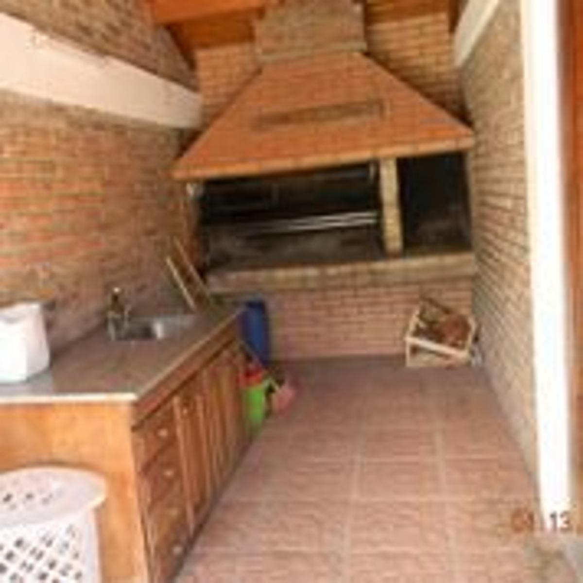 Calle 627 Nro 2750 · Berazategui — foto 4