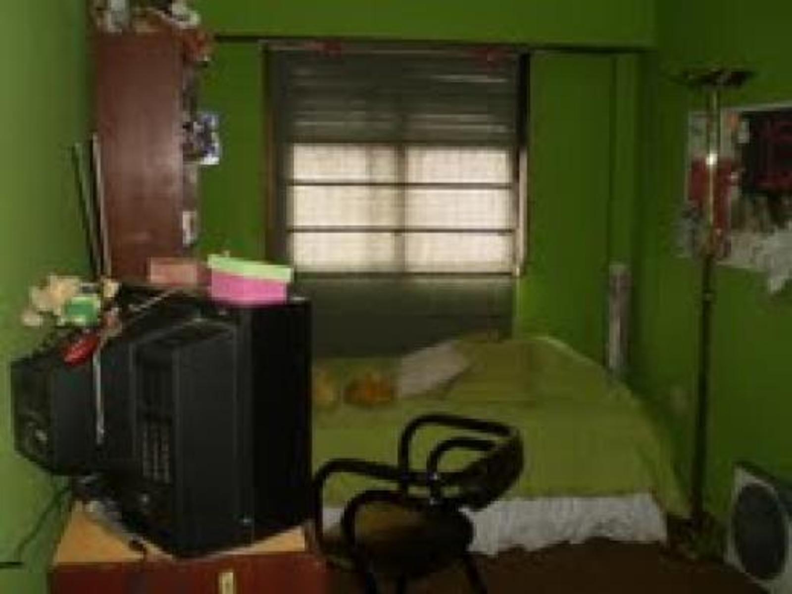 SAN LORENZO 1200 · Tres De Febrero — foto 7