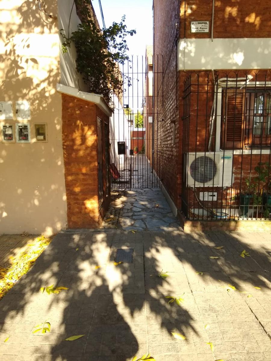 duplex de 4 ambientes , excelente estado