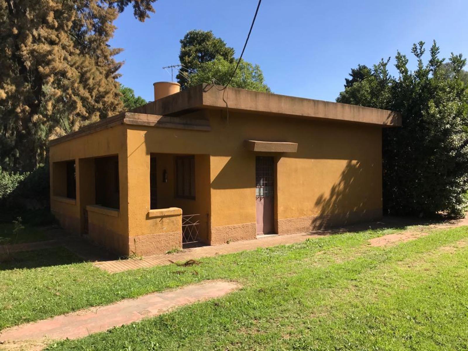 Casa Y Galpón En Venta -reja - (ref. 2183)