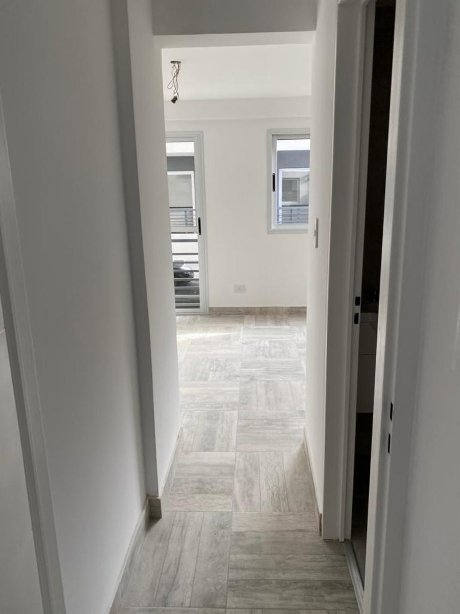 LA ROCHE 343 · Morón — foto 9