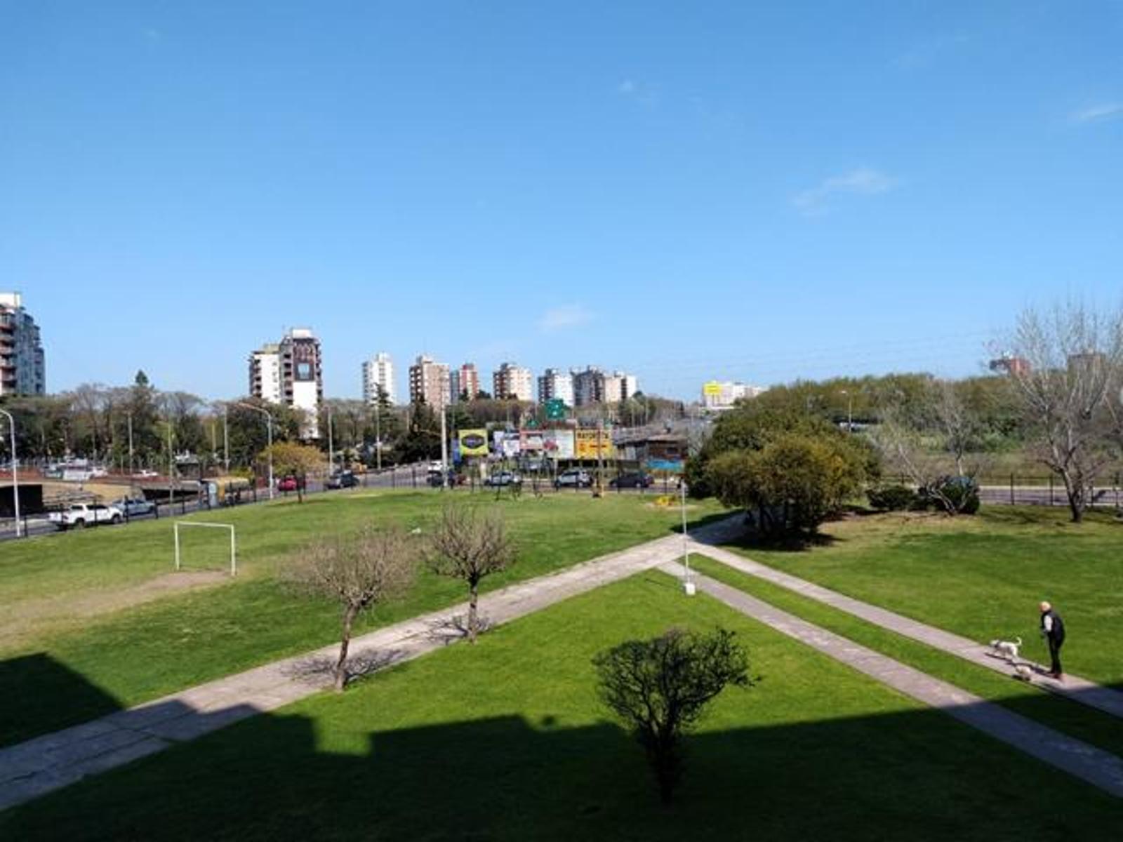 DTO 3 AMBIENTES C/ESPACIO GUARDA COCHE (OLAVARRIA 1950) C.MADERO