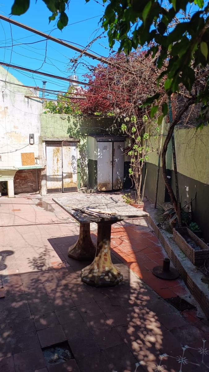 Dr Monte 1217 · Morón — foto 4