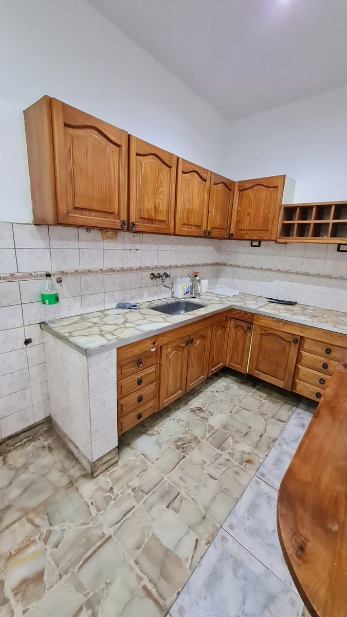 LA PAZ 2682 · La Matanza — foto 10