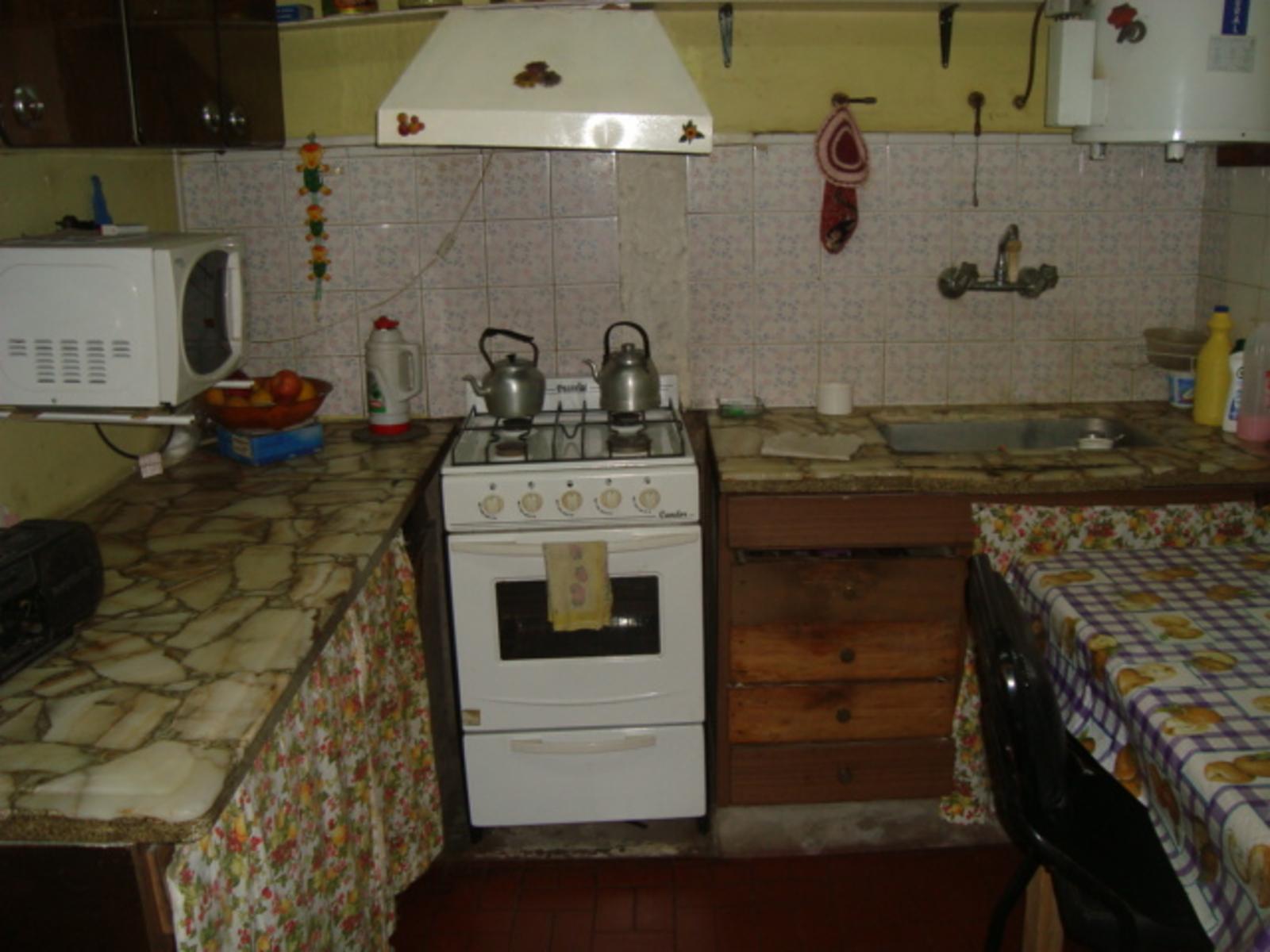 DERQUI 1400 · Almirante Brown — foto 17