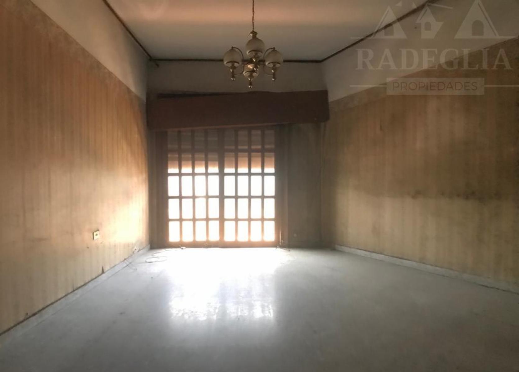 H. Yrigoyen 14593 - Burzaco · Almirante Brown — foto 5