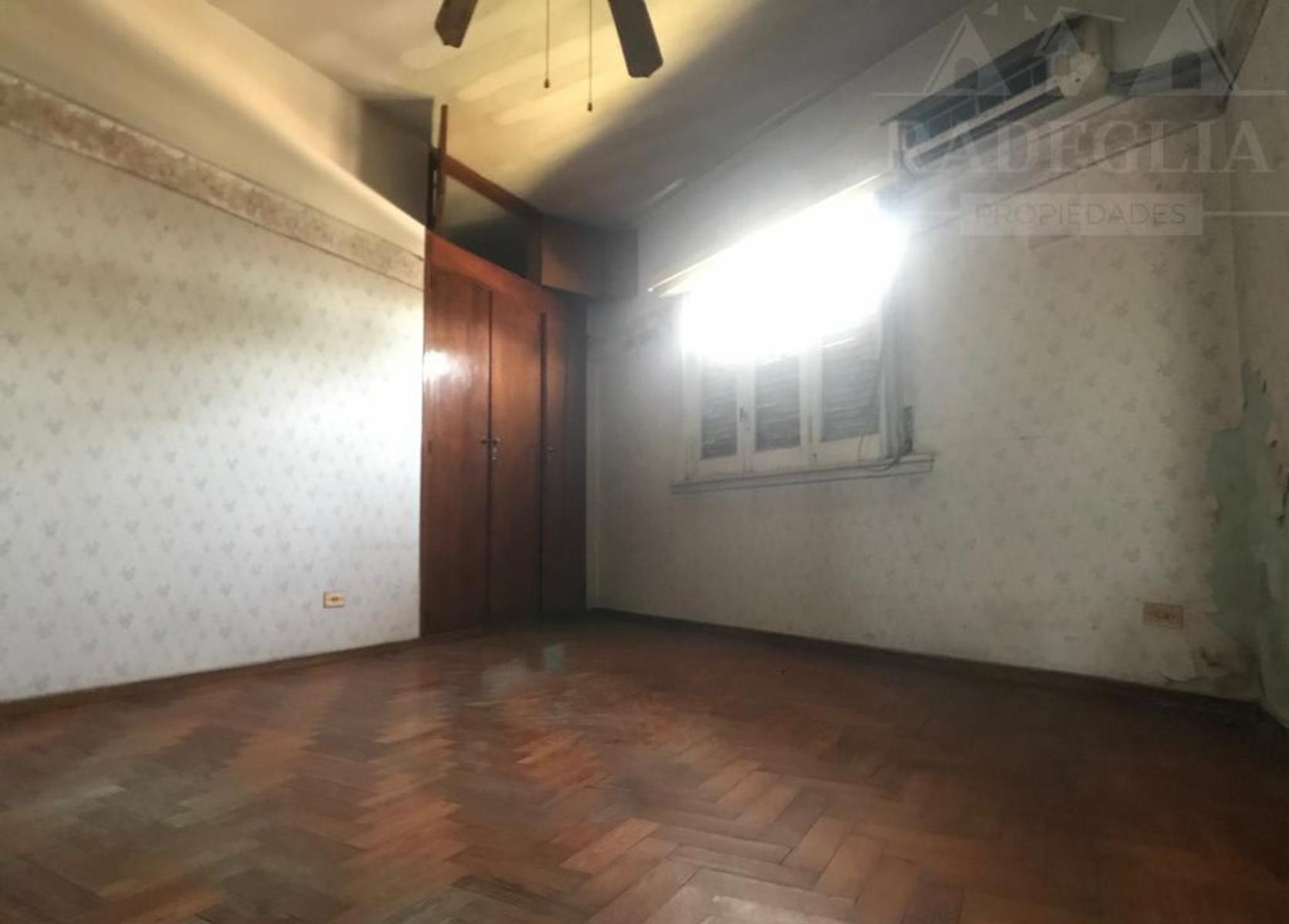 H. Yrigoyen 14593 - Burzaco · Almirante Brown — foto 8