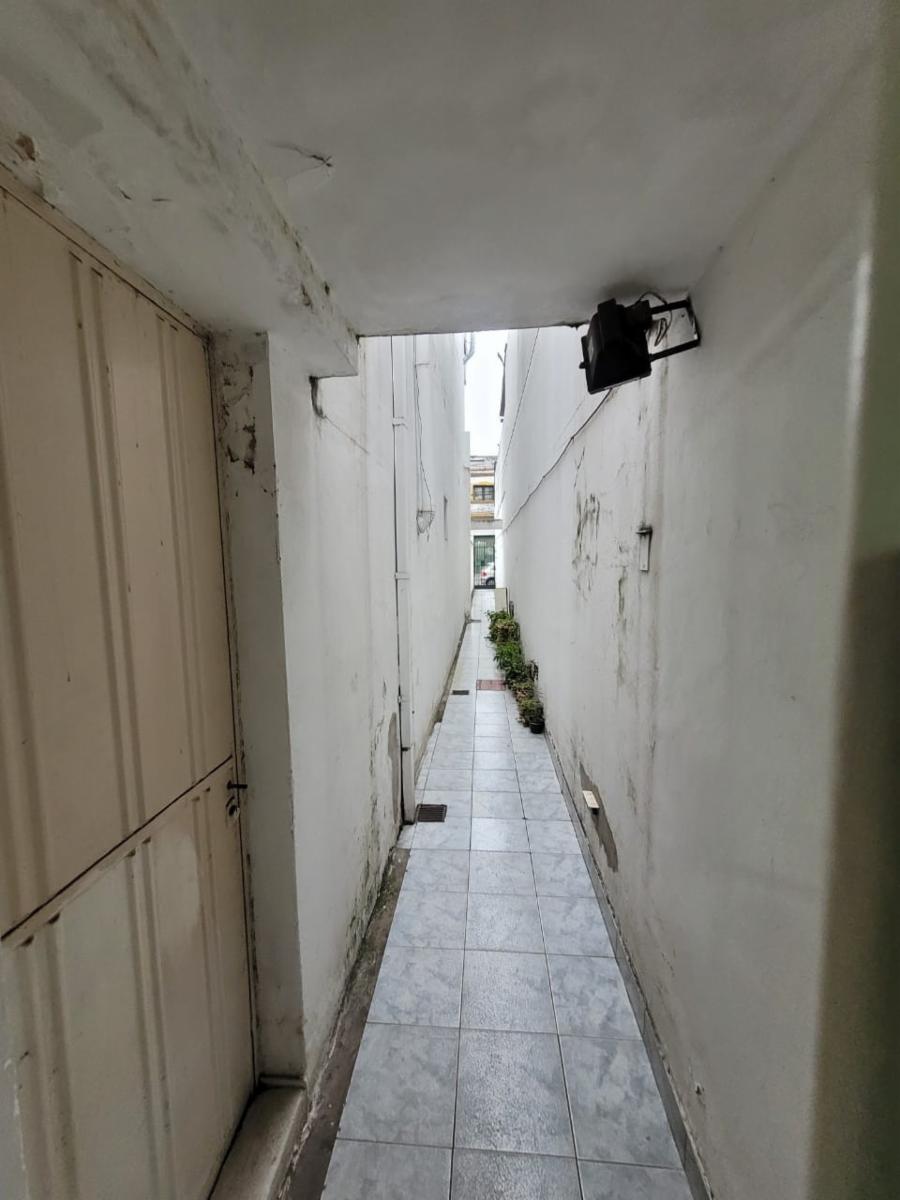 Pellegrini 2700 · Tres De Febrero — foto 23