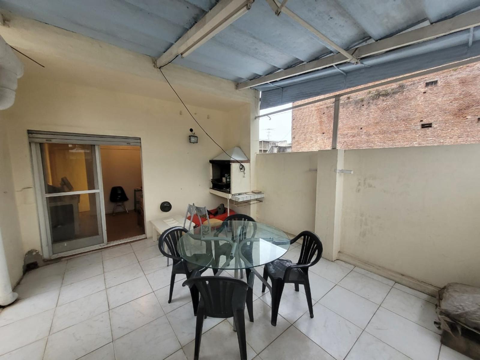 Pellegrini 2700 · Tres De Febrero — foto 10