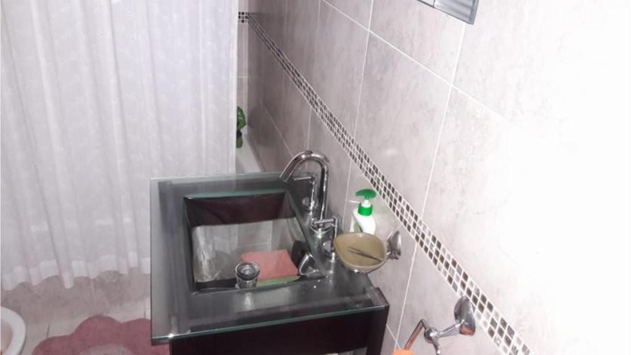 Pte. M. T. De Alvear 30 · Morón — foto 9