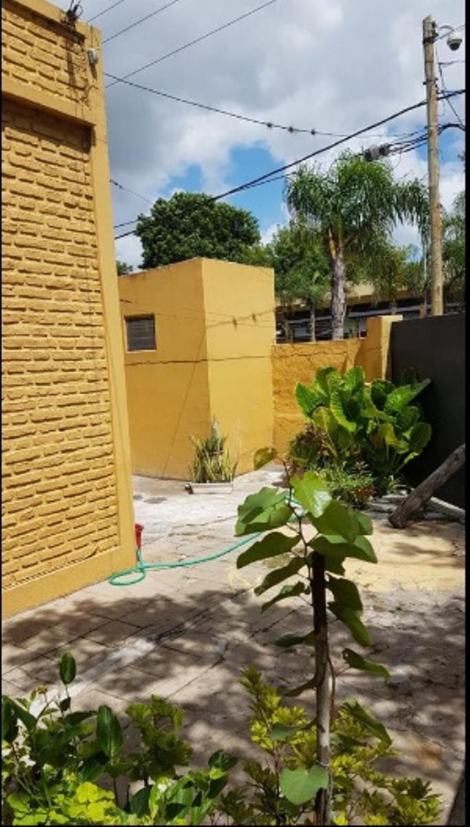 LINIERS 1800 · Tigre — foto 4