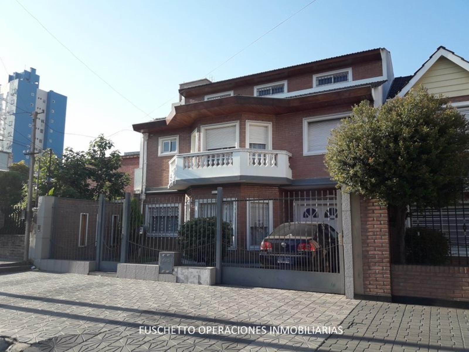 VENTA - TAPIALES - CASA 7 AMB - COD 875