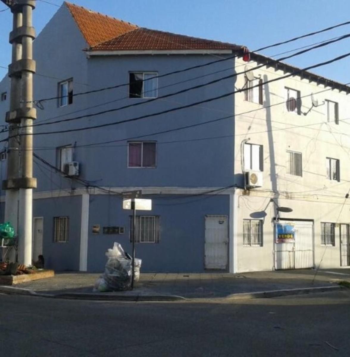 PERMUTA - DEPARTAMENTO DE 2 AMBIENTES EN VENTA - MORON SUR