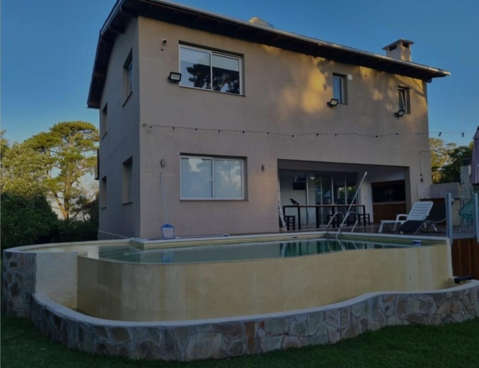 VENDO CASA 4 AMB CON PISCINA (SIERRA DE LOS PADRES) MDP · General Pueyrredon — foto 3