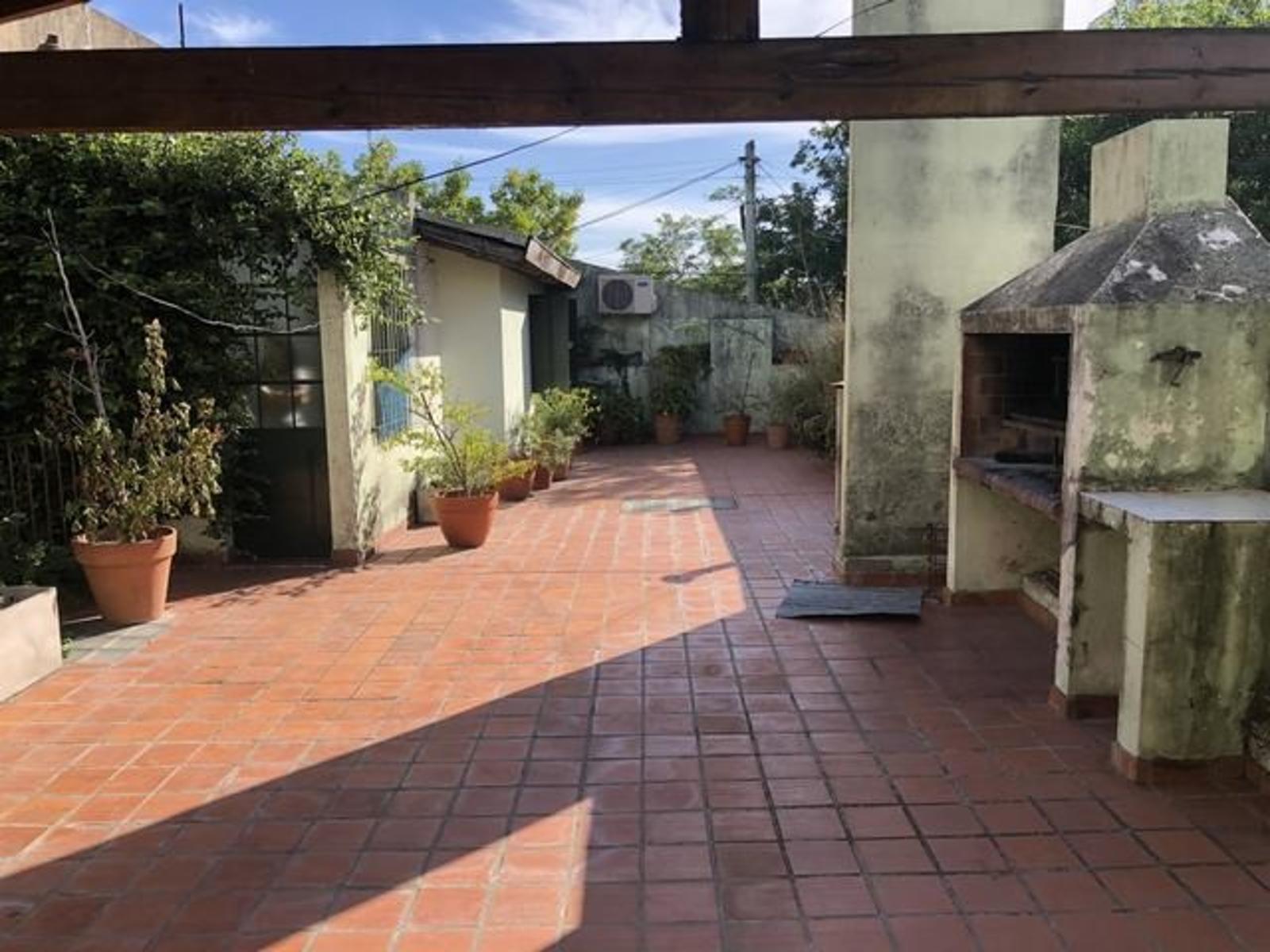 Emilio Lamarca 1082 · Villa Santa Rita — foto 13