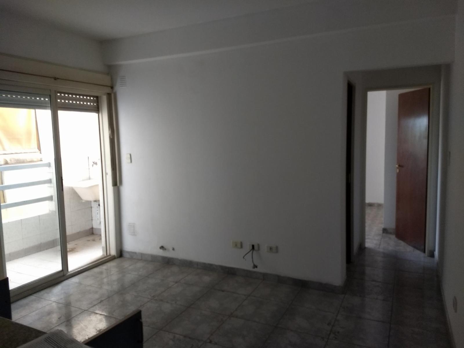 AVENIDA VELEZ SARSFIELD 451 · La Matanza — foto 4