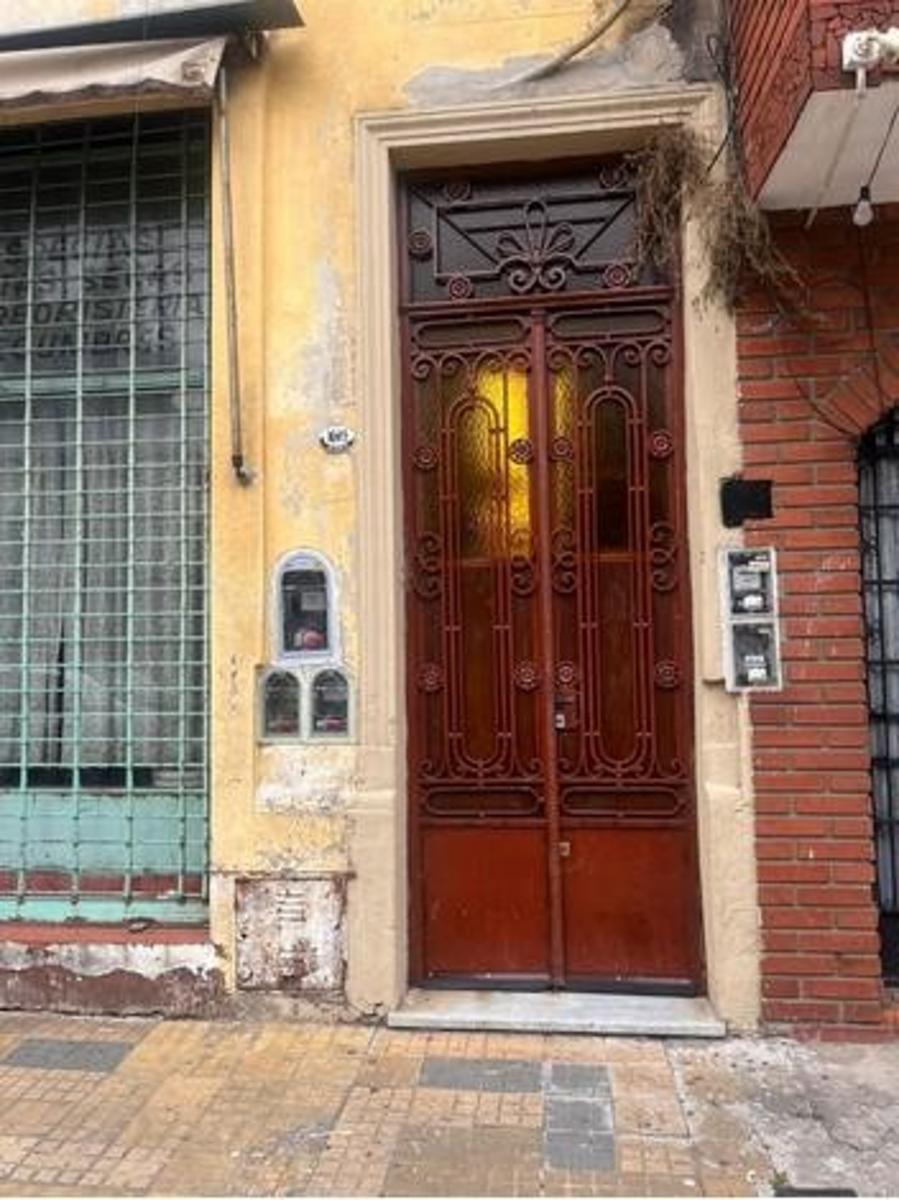 SAN MARTIN 1000 · Morón — foto 9