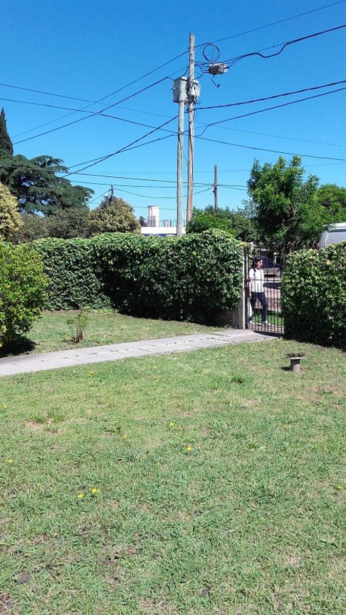 Miguel Faust Rocha 205 · Almirante Brown — foto 12