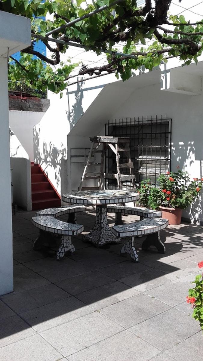 Miguel Faust Rocha 205 · Almirante Brown — foto 13