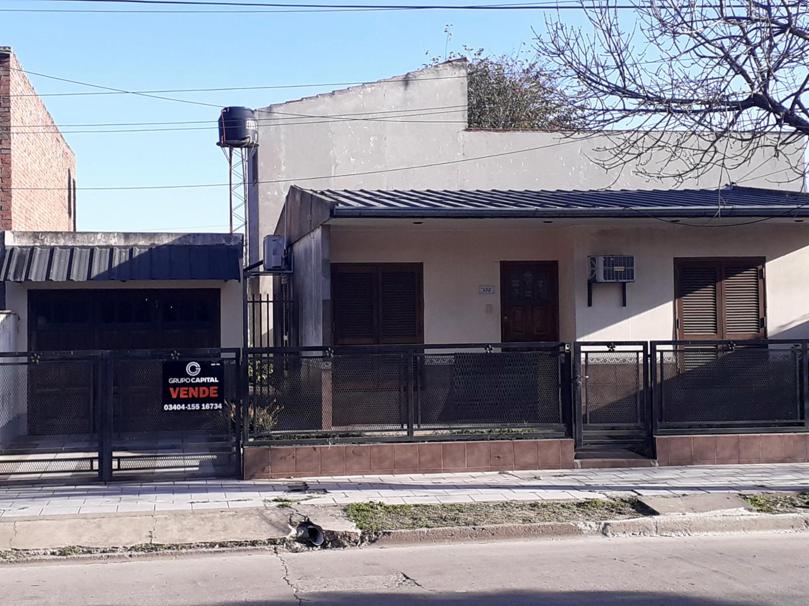 casa con cochera patio y dos dormitorios se vende en San Carlos centro