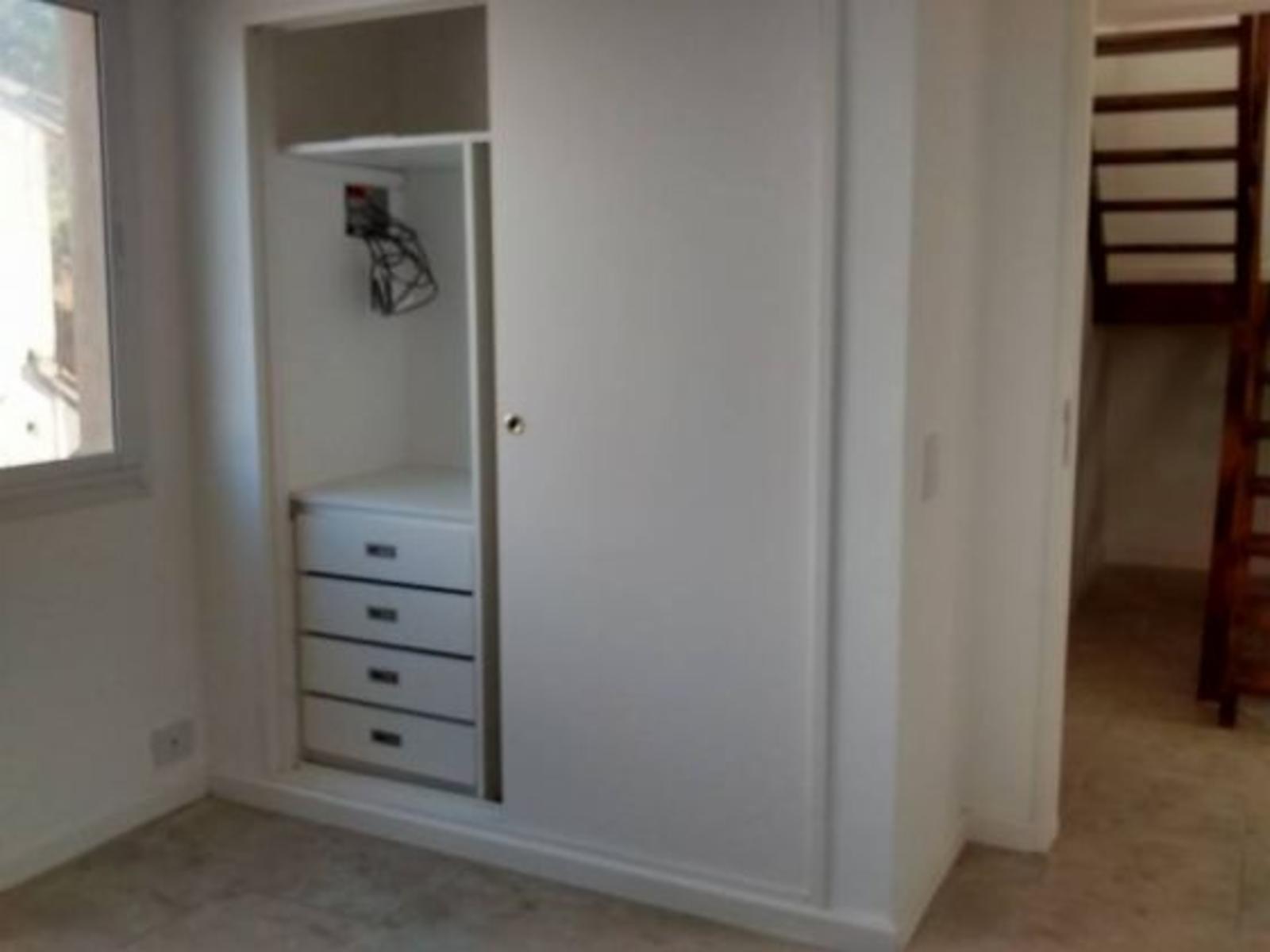 Duplex a estrenar en Pinamar. Complejo con Piscina. Dúplex en Venta.
