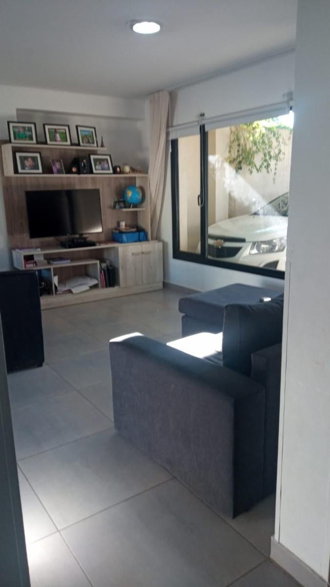 CALLE PALHUEN N° 872 · Confluencia — foto 4