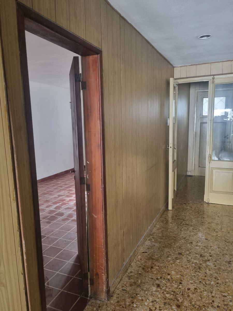Chanas 2171 · Morón — foto 13