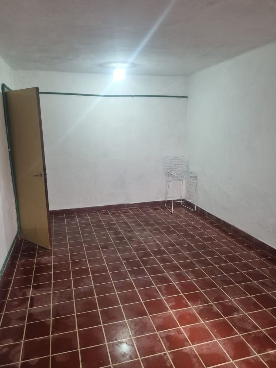Chanas 2171 · Morón — foto 4
