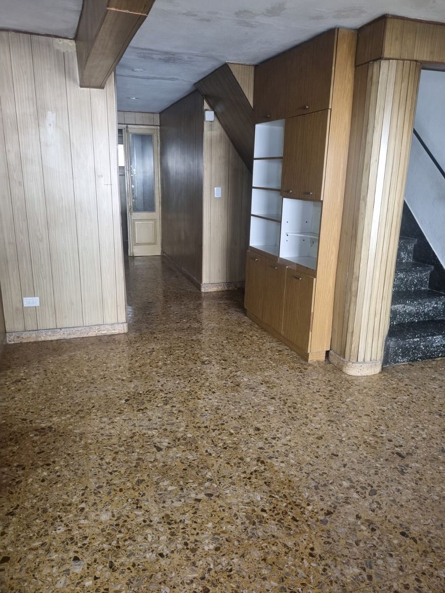 Chanas 2171 · Morón — foto 10