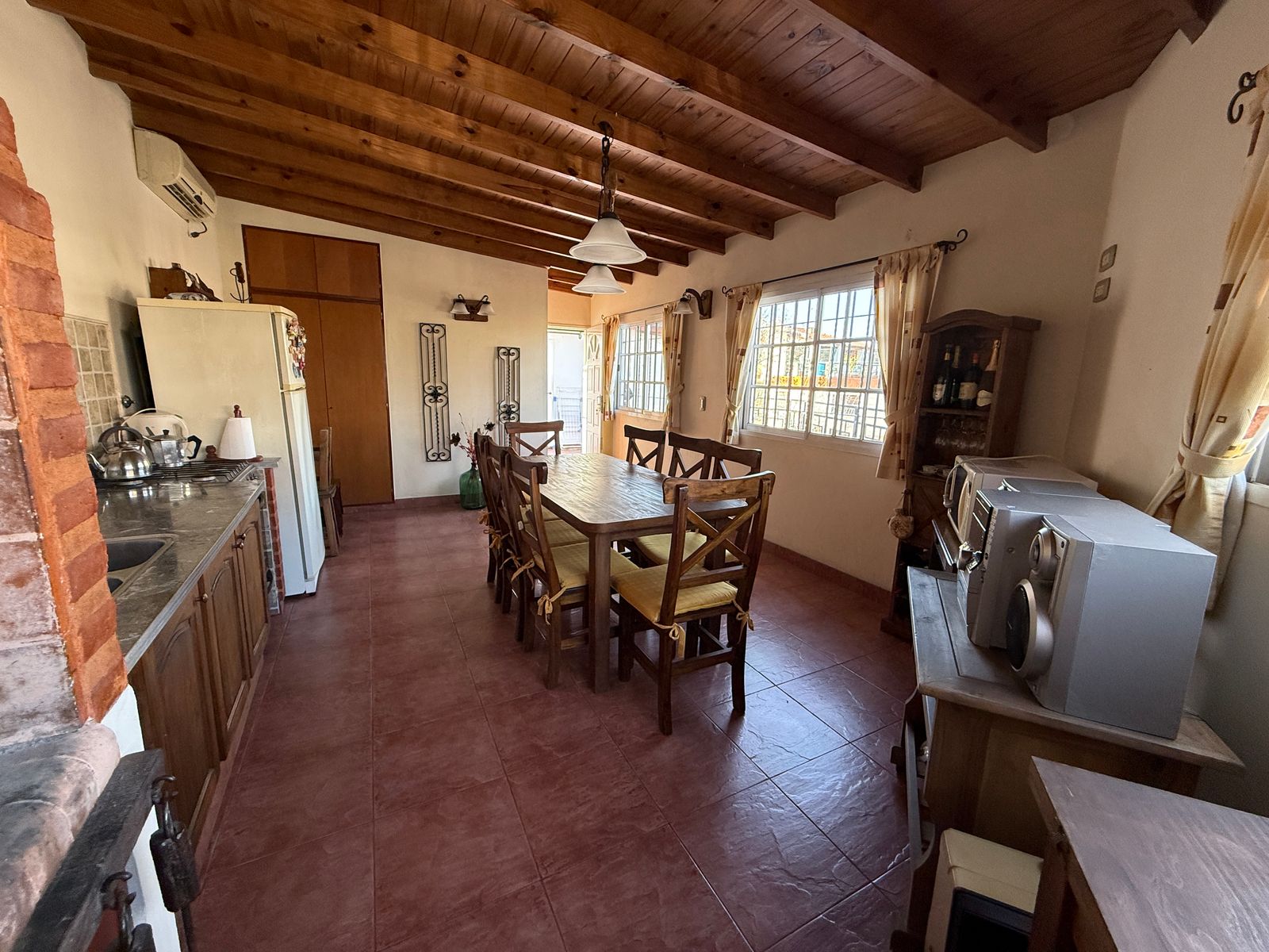 Cajaravilla 5199 · Villa Luro — foto 3
