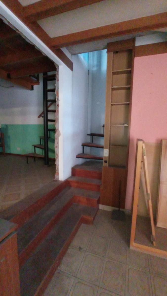BALVIN 2700 · Lanús — foto 5