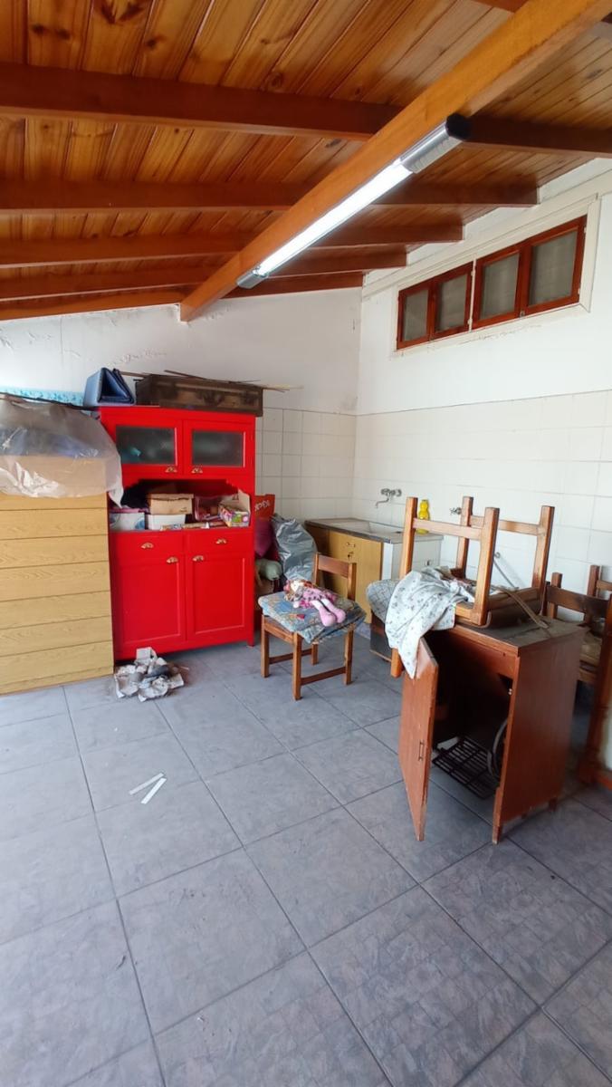 BALVIN 2700 · Lanús — foto 8