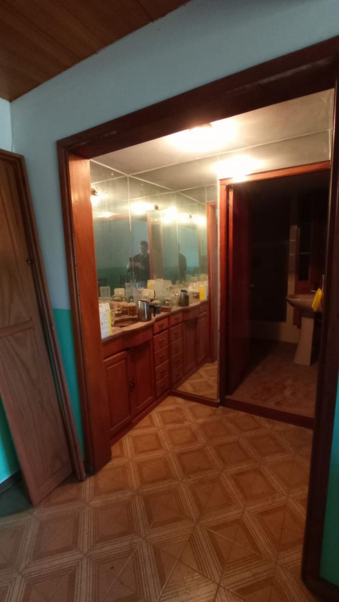 BALVIN 2700 · Lanús — foto 9