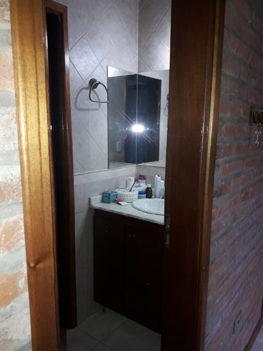 Enrique Fermi 2820 · Morón — foto 13