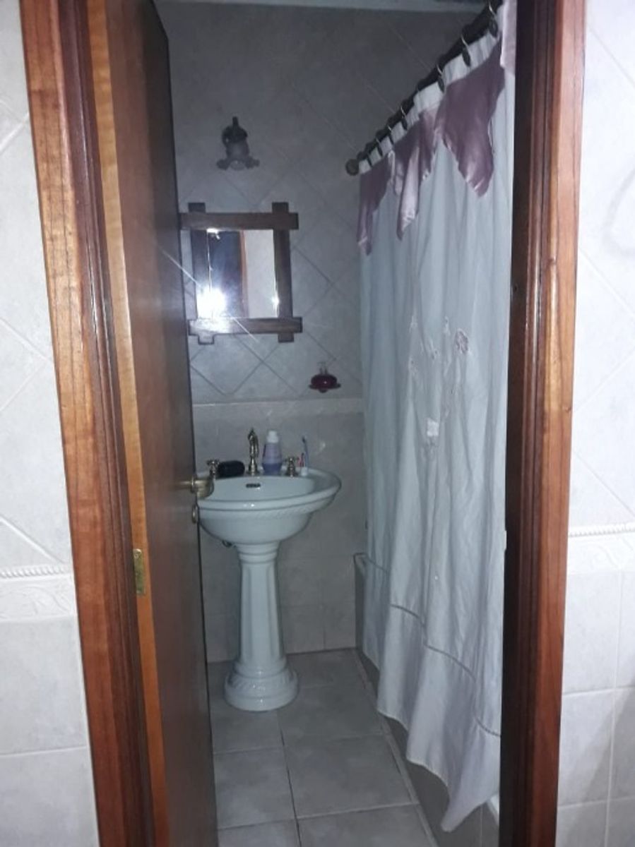 Enrique Fermi 2820 · Morón — foto 15