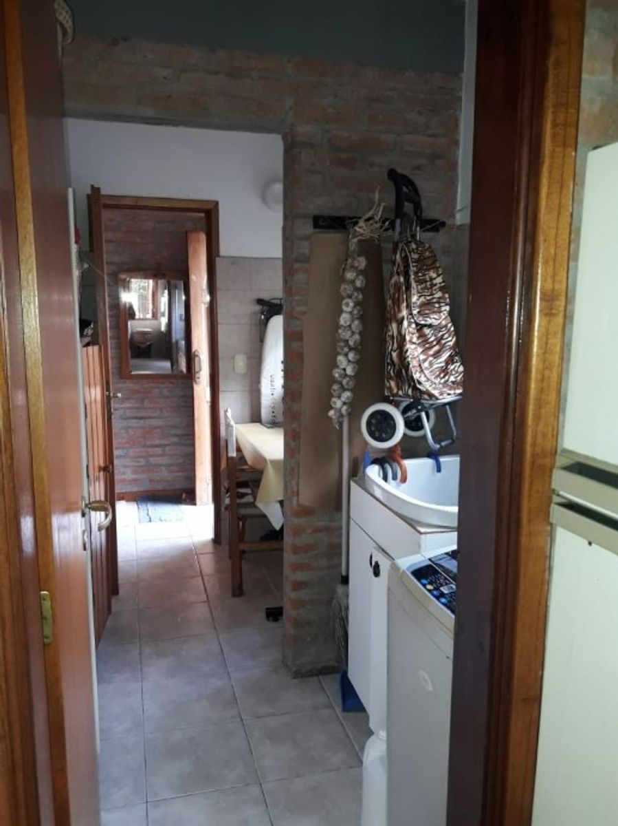 Enrique Fermi 2820 · Morón — foto 16