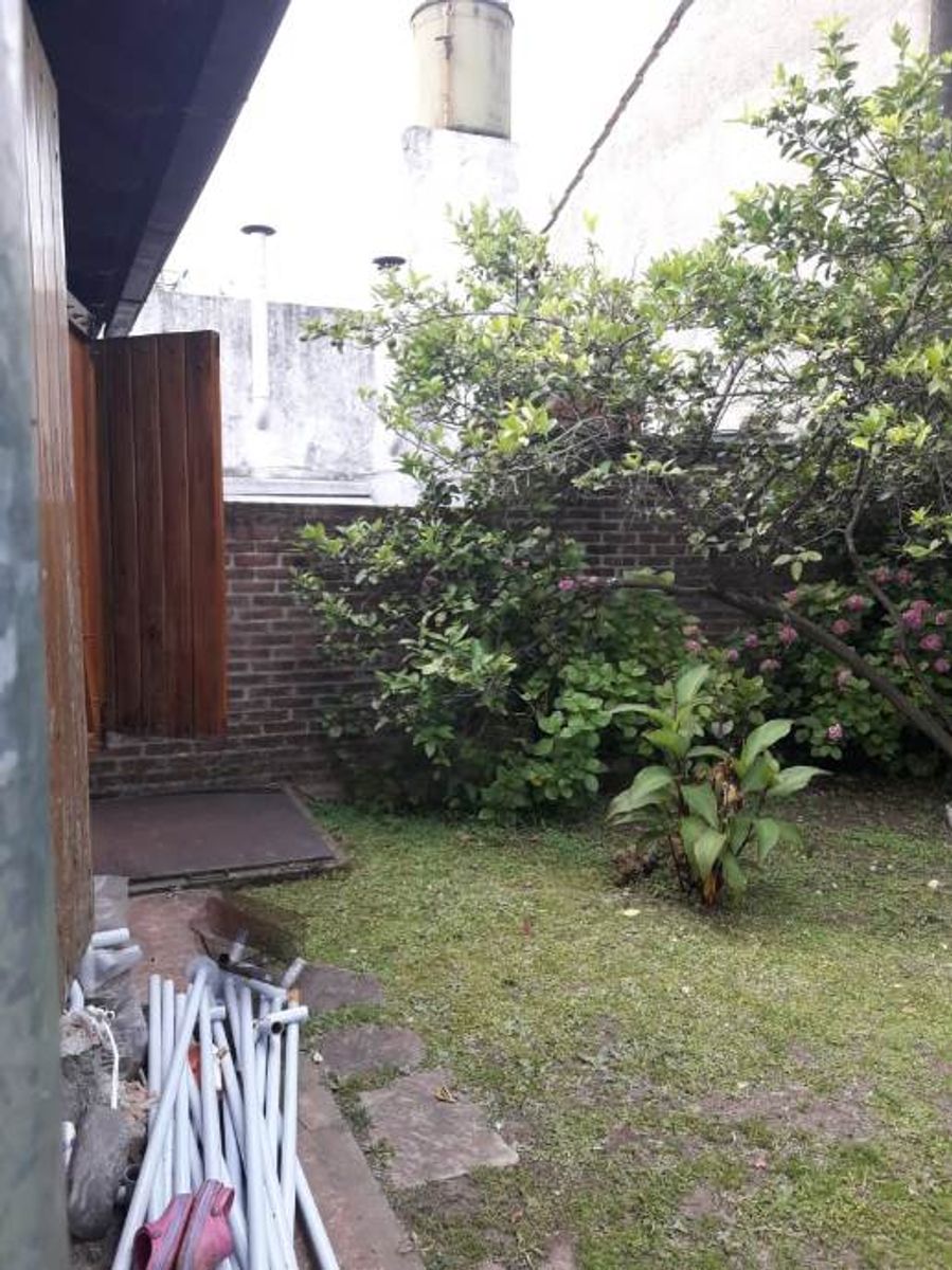 Enrique Fermi 2820 · Morón — foto 20