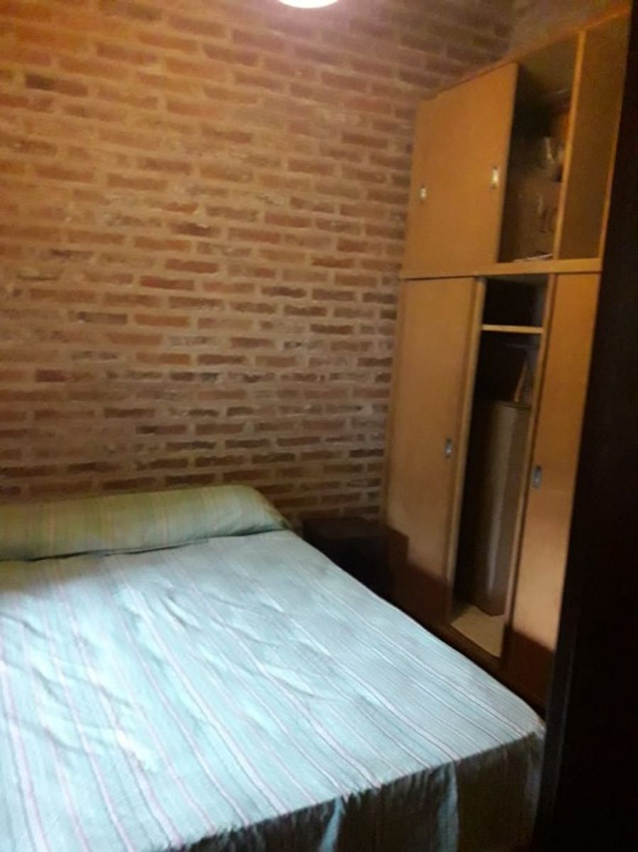 Enrique Fermi 2820 · Morón — foto 9