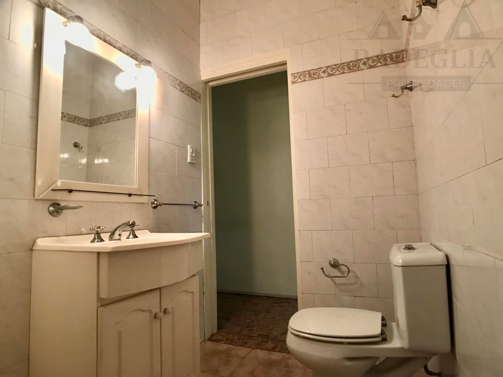 Mitre 337 - Burzaco · Almirante Brown — foto 8