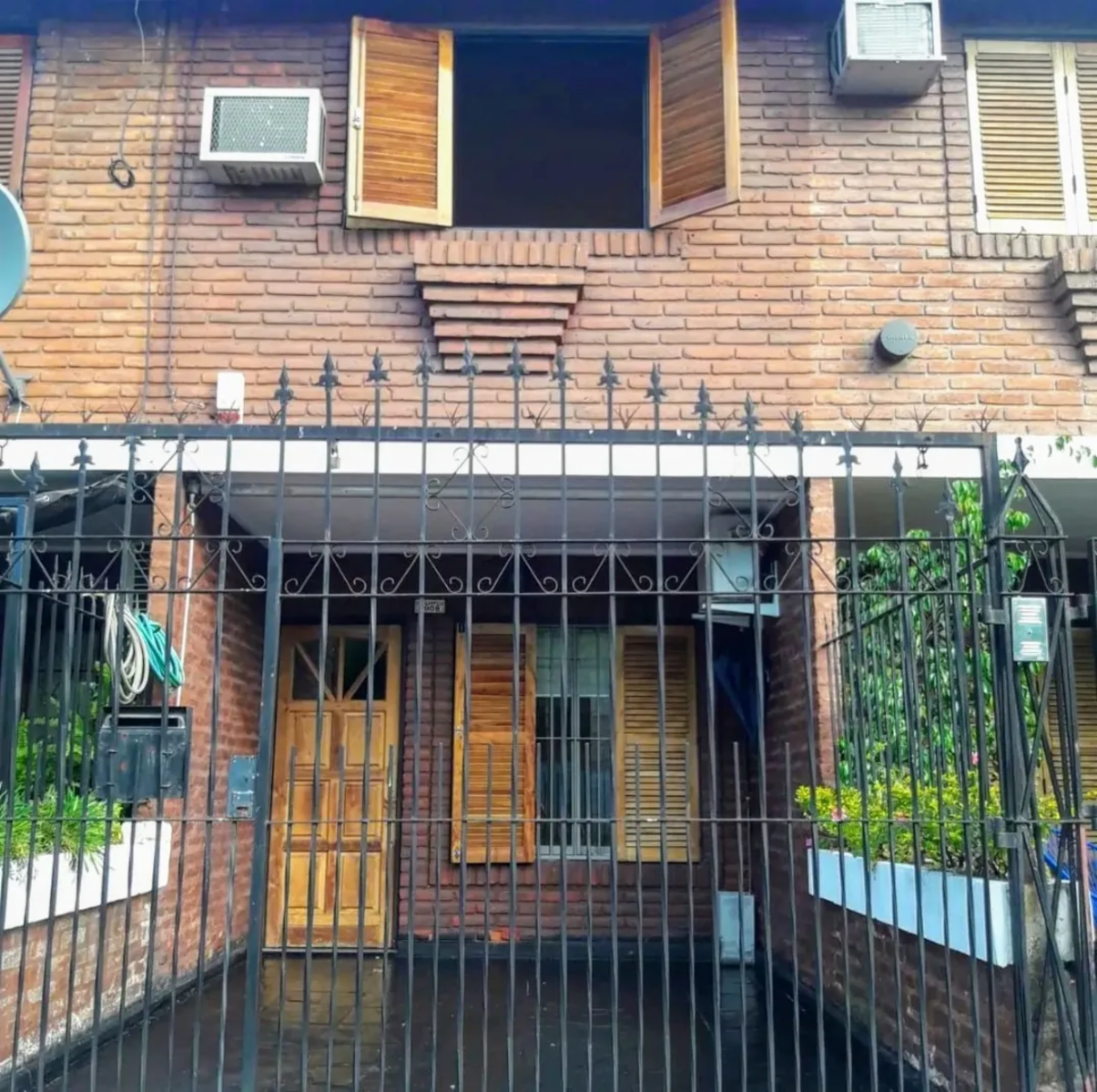 DUPLEX DE 3  AMBIENTES CON COCHERA EN VENTA EN VILLA LUZURIAGA