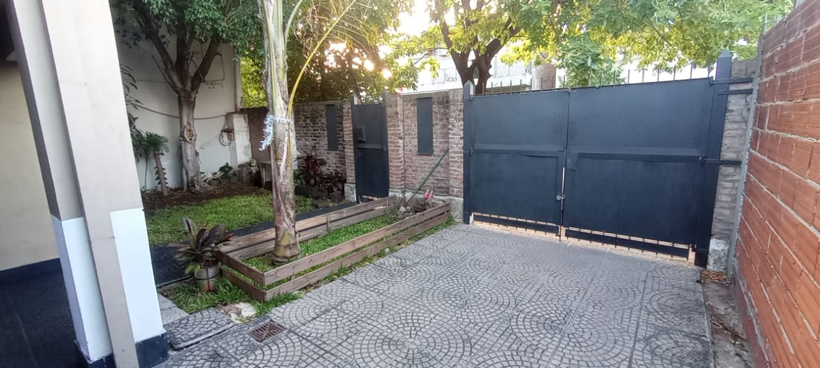 Agustín Magaldi 2364 (casi esq. Galdós) · Tres De Febrero — foto 26